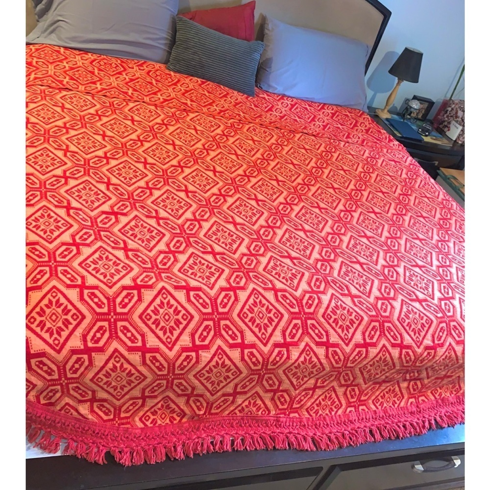 Vintage Cannon Royal Family Bedspread Red White Geometric Mid Century Full Queen